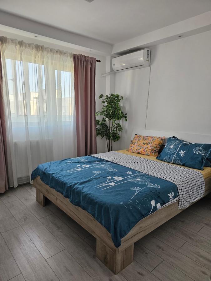 Apartament Near The Park Two Rooms Bükreş Dış mekan fotoğraf