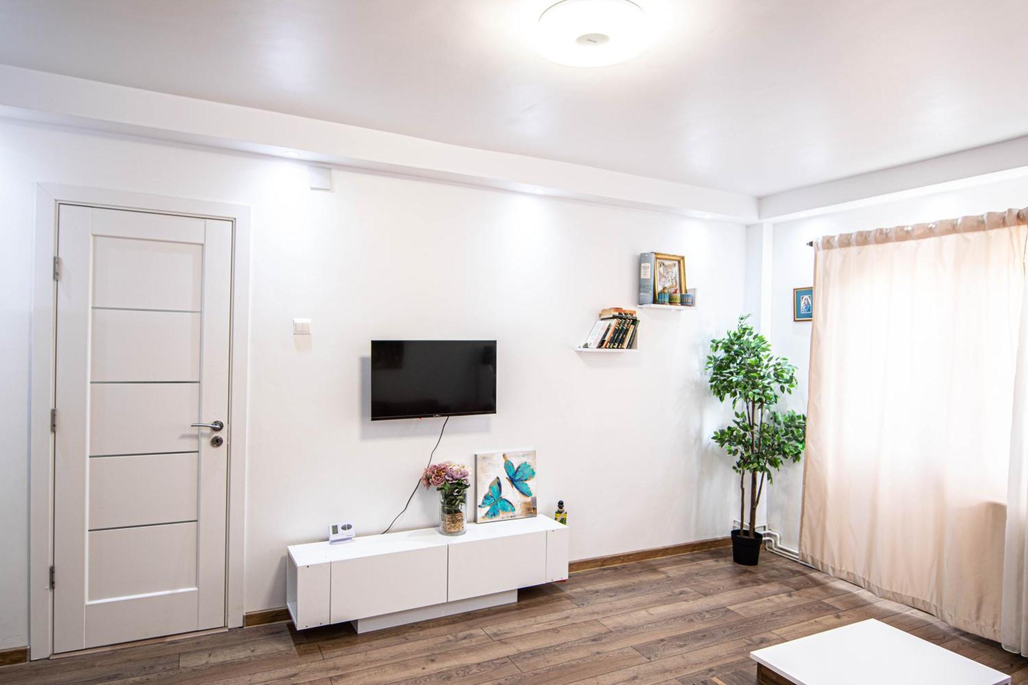 Apartament Near The Park Two Rooms Bükreş Dış mekan fotoğraf