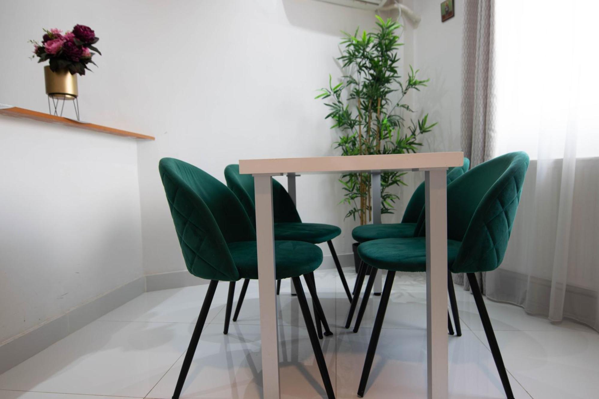 Apartament Near The Park Two Rooms Bükreş Dış mekan fotoğraf